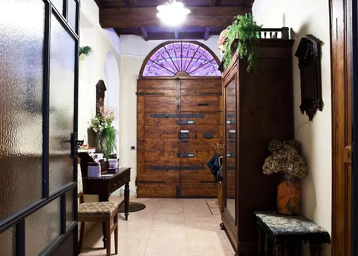 Modigliani לינה וארוחת בוקר