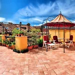 Modigliani Bed & Breakfast 4*