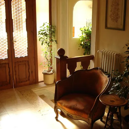 Panzió Modigliani Ferrara