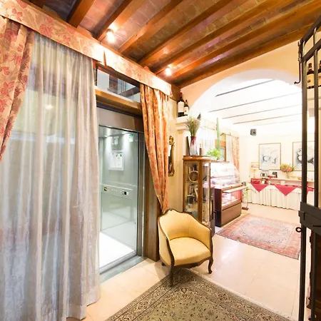 Modigliani Bed and Breakfast