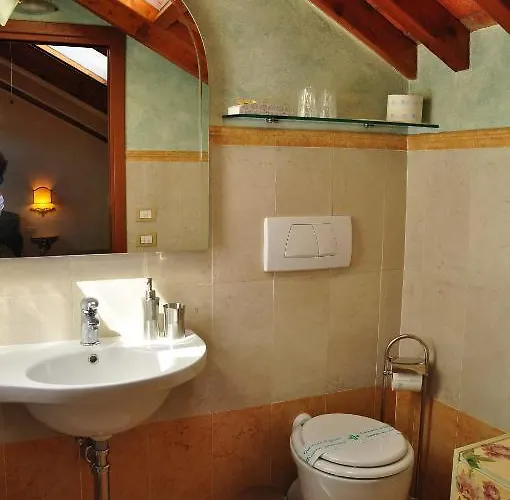 Modigliani Bed & Breakfast 4*