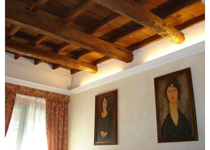 ベッド・アンド・ブレックファスト Modigliani フェラーラ