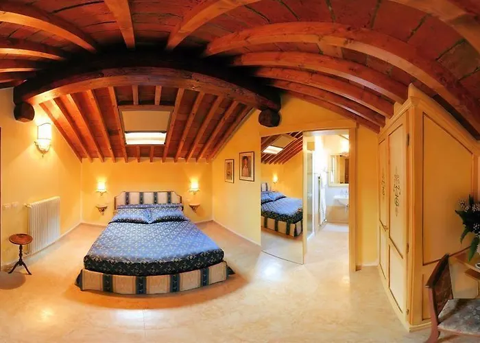 Modigliani Bed & Breakfast 4*