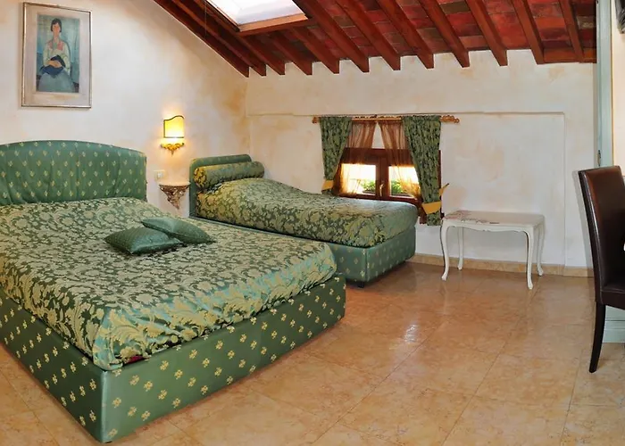 Modigliani Bed & Breakfast 4*